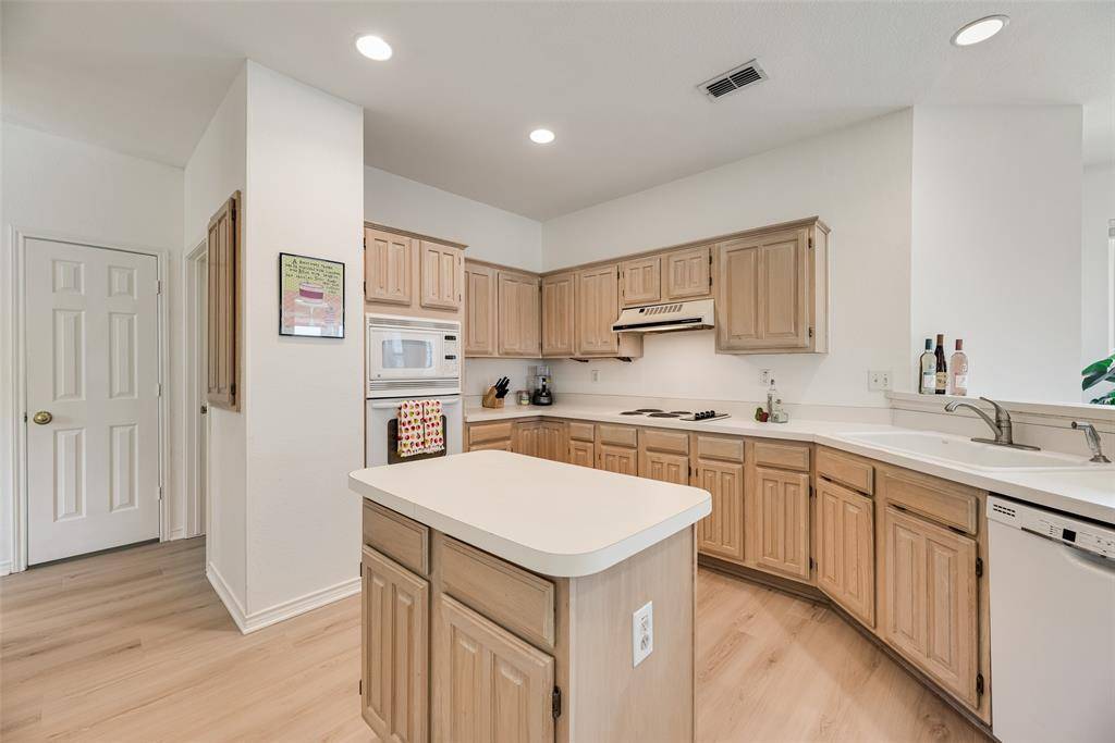 1406 W Peters Colony Road, Carrollton, TX 75007