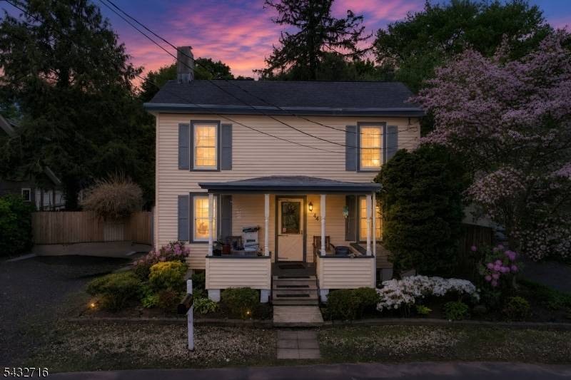 44 Elm St, Franklin Twp., NJ 08873
