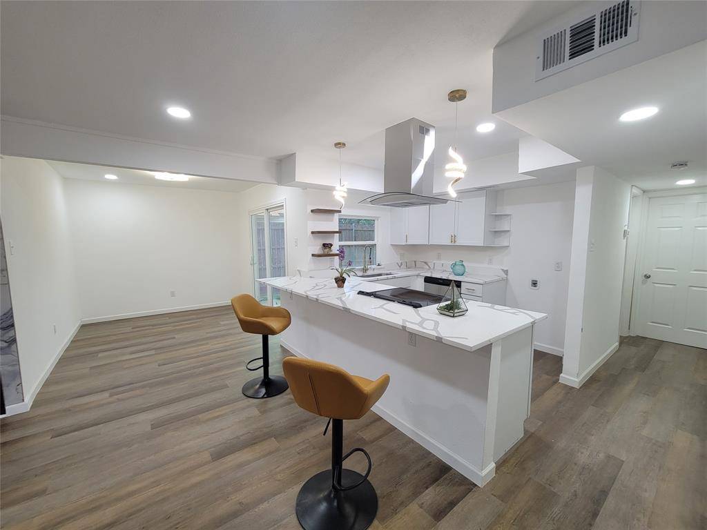 728 Arrowhead Circle, Garland, TX 75043
