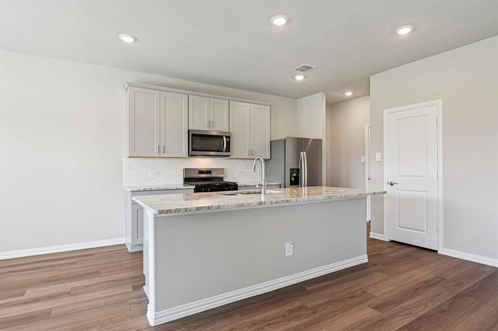4036 Palestine Drive, Farmersville, TX 75442