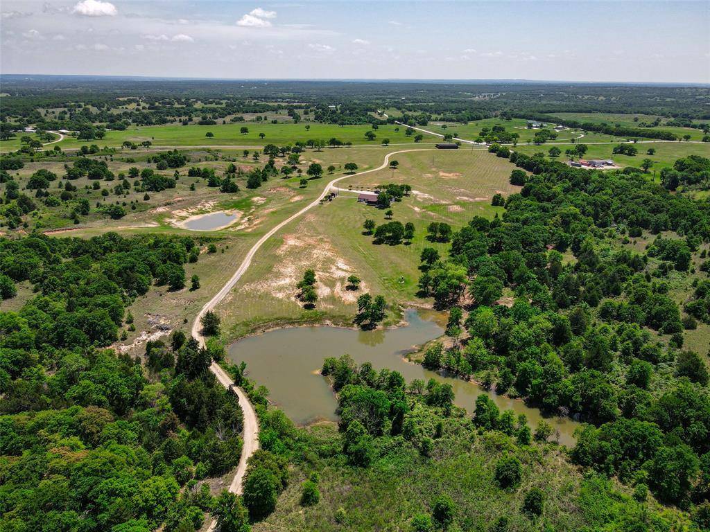 2043 Huddleston Road, Sunset, TX 76270