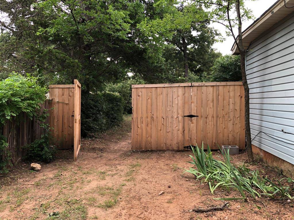 1608 Mozingo Street, Denton, TX 76209