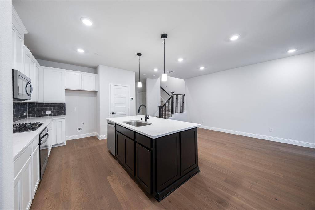 7864 Manilla Drive, Rowlett, TX 75088