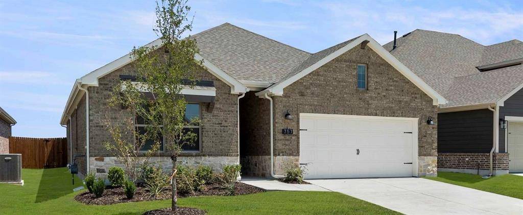 757 Waterhouse Lake Drive, Anna, TX 75409
