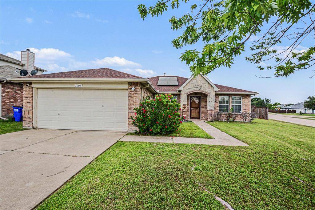 1005 Windsor Lane, Forney, TX 75126