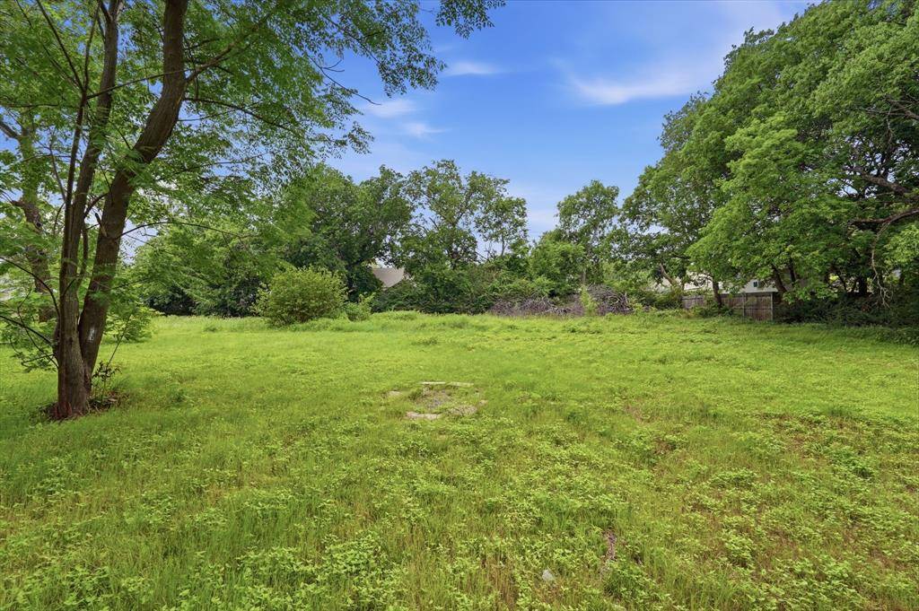 508 W Willingham Street, Cleburne, TX 76033