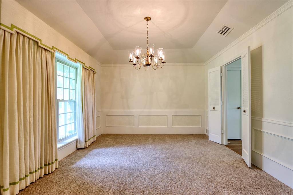 1113 Mockingbird Circle, Ennis, TX 75119