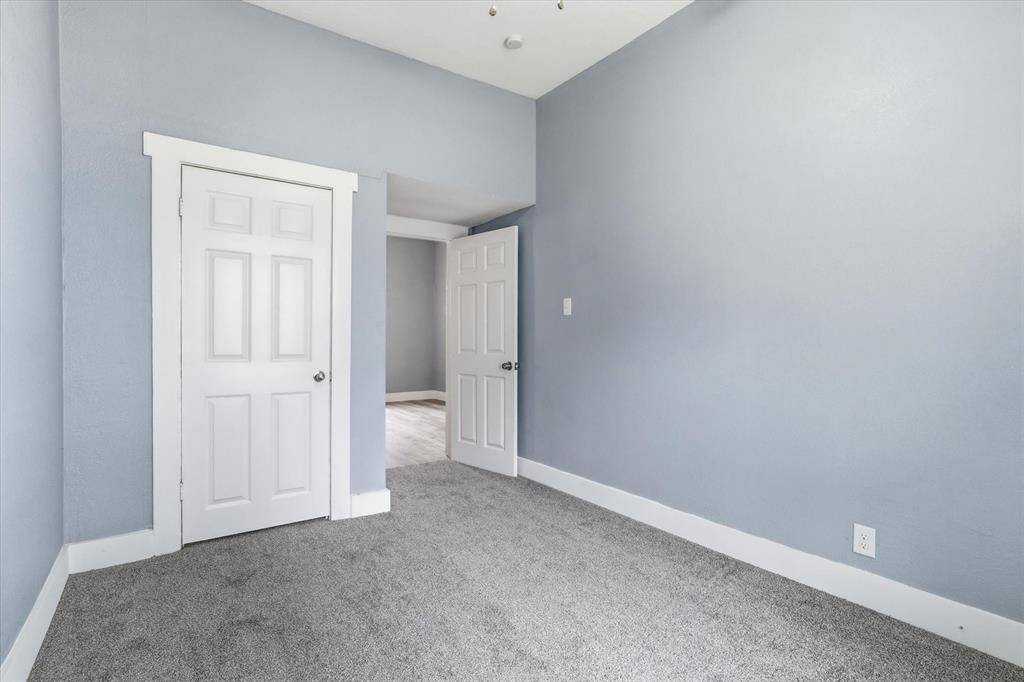 3454 Frazier Avenue, Fort Worth, TX 76110