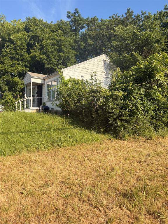 1531 Padgitt Avenue, Dallas, TX 75203