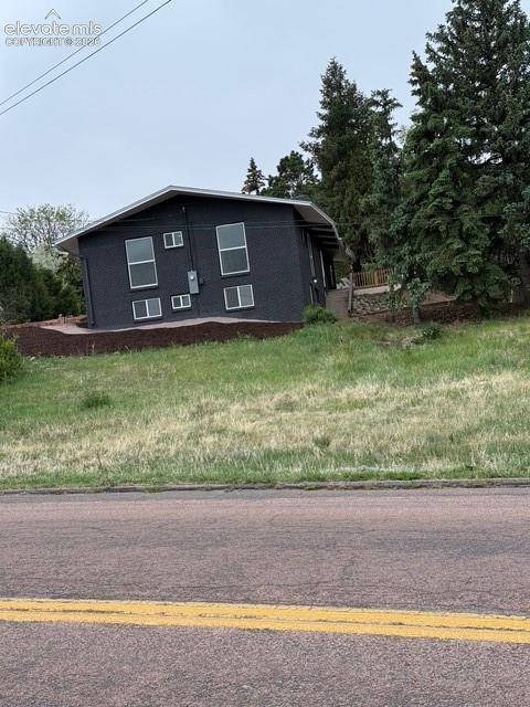 202 Stratmoor DR, Colorado Springs, CO 80906