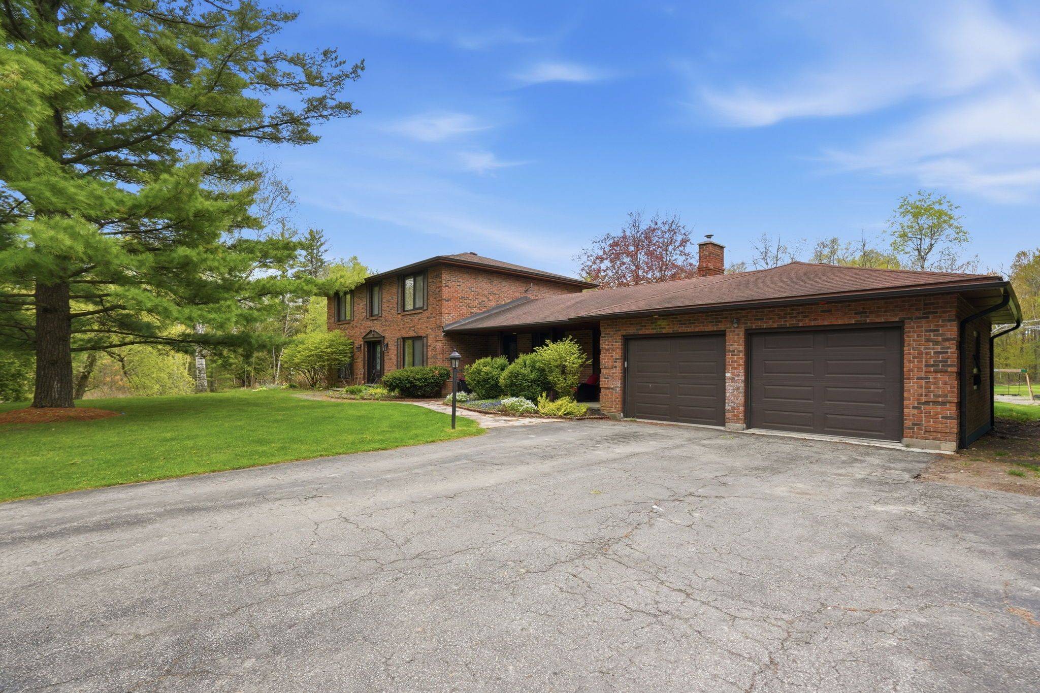 3918 Maddaugh RD, Puslinch, ON N0B 2J0
