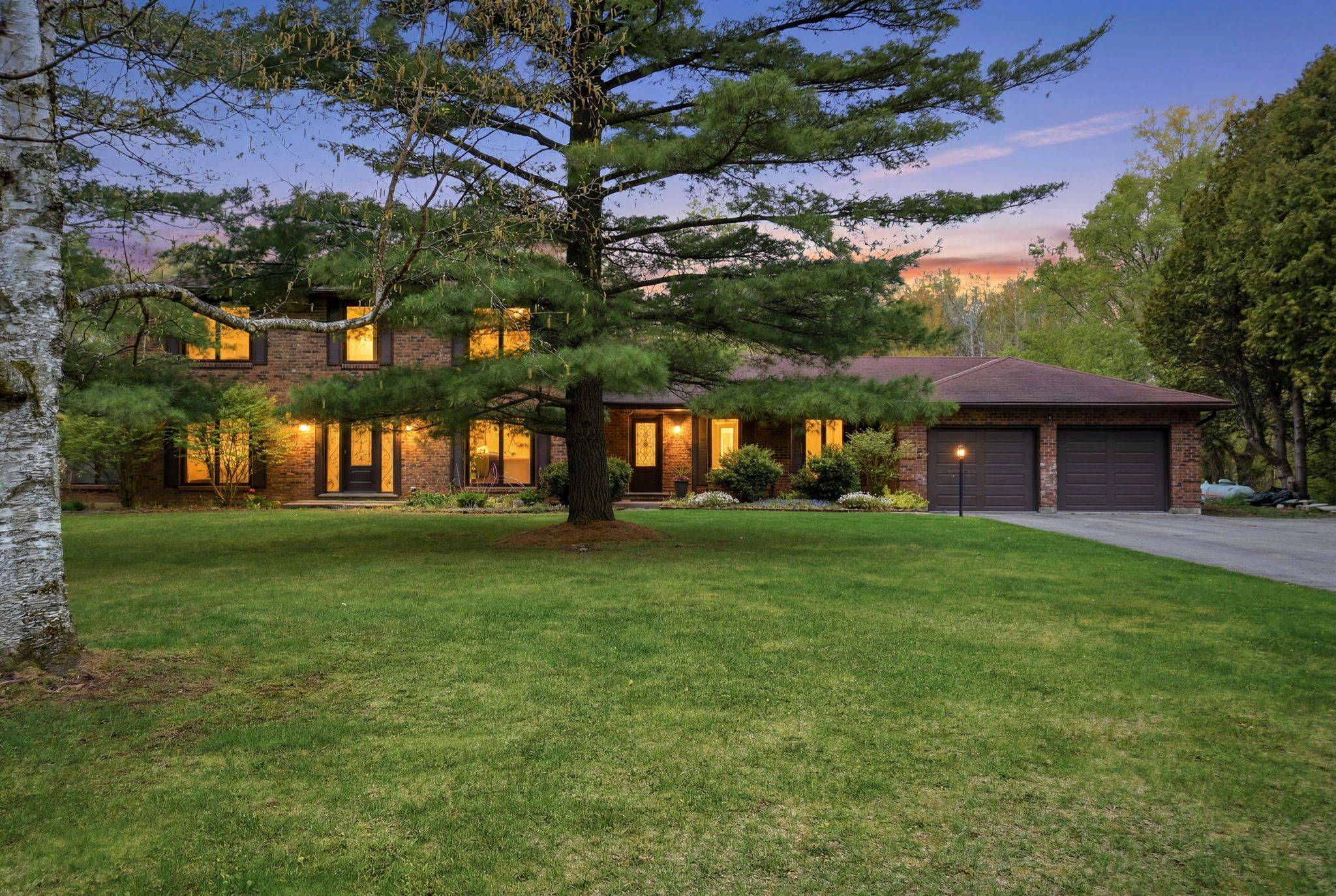 3918 Maddaugh RD, Puslinch, ON N0B 2J0