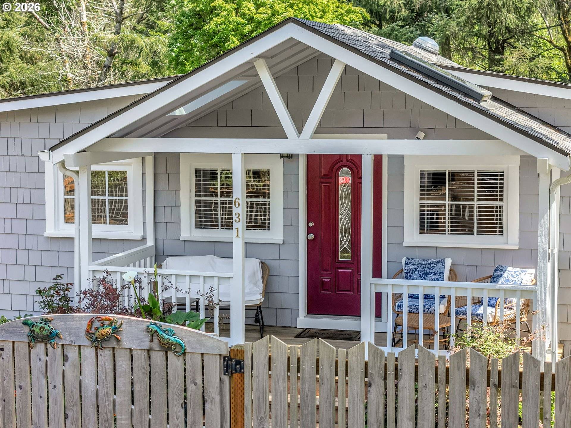631 N LARCH ST, Cannon Beach, OR 97110