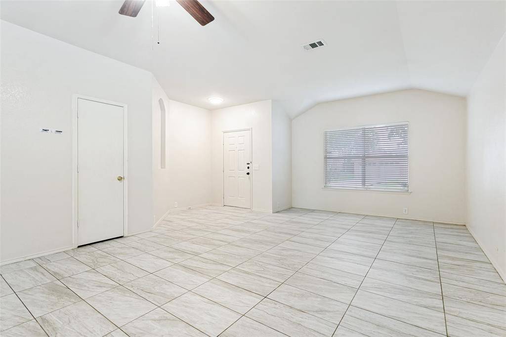 4501 Claret Court, Denton, TX 76226