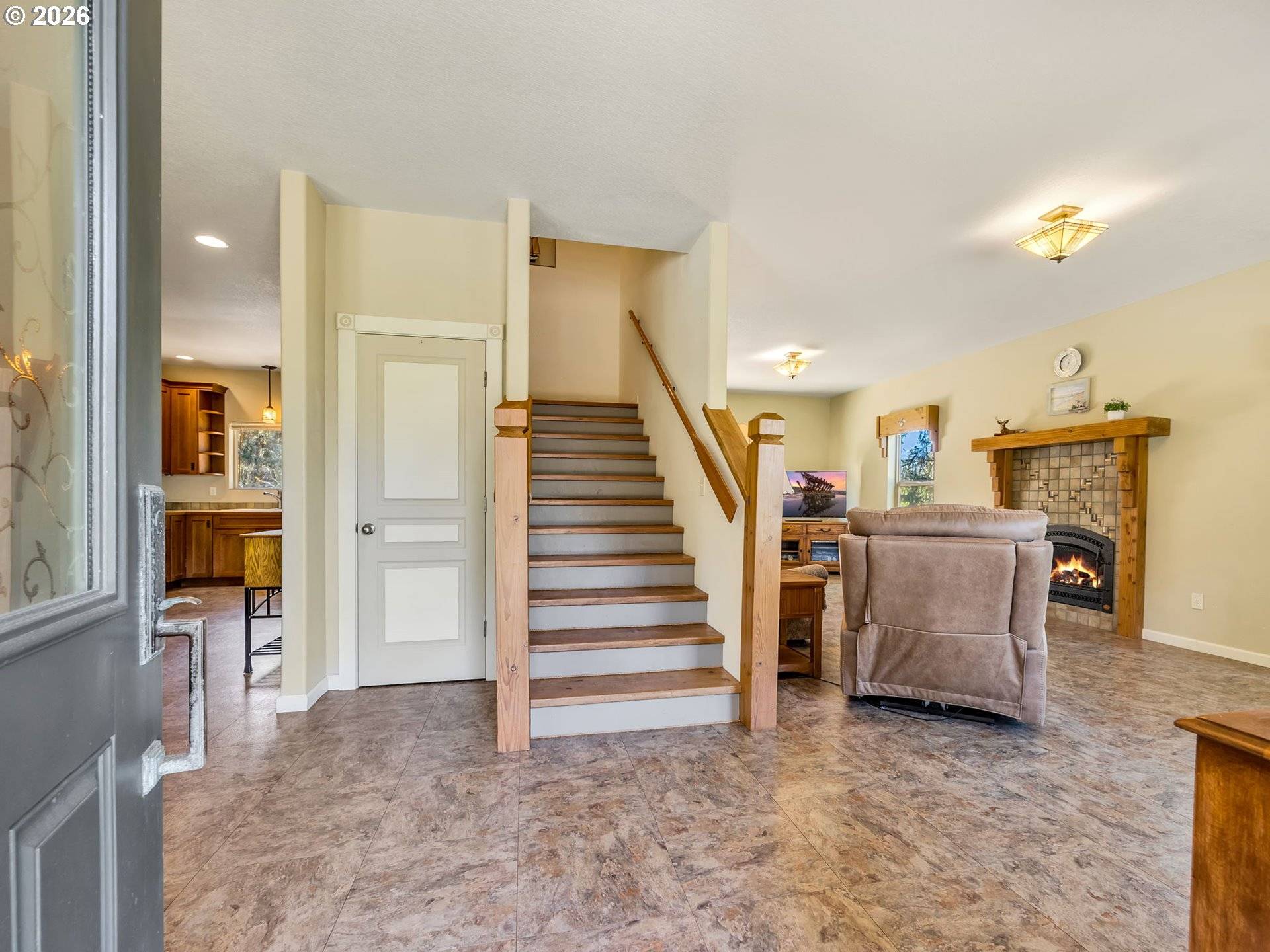 1077 SW RIDGE RD, Warrenton, OR 97146