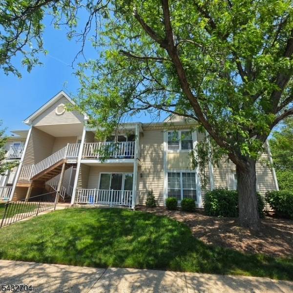 3012 Doolittle Dr, Bridgewater Twp., NJ 08807
