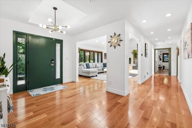 5 Sylvan Dr, Bridgewater Twp., NJ 08807