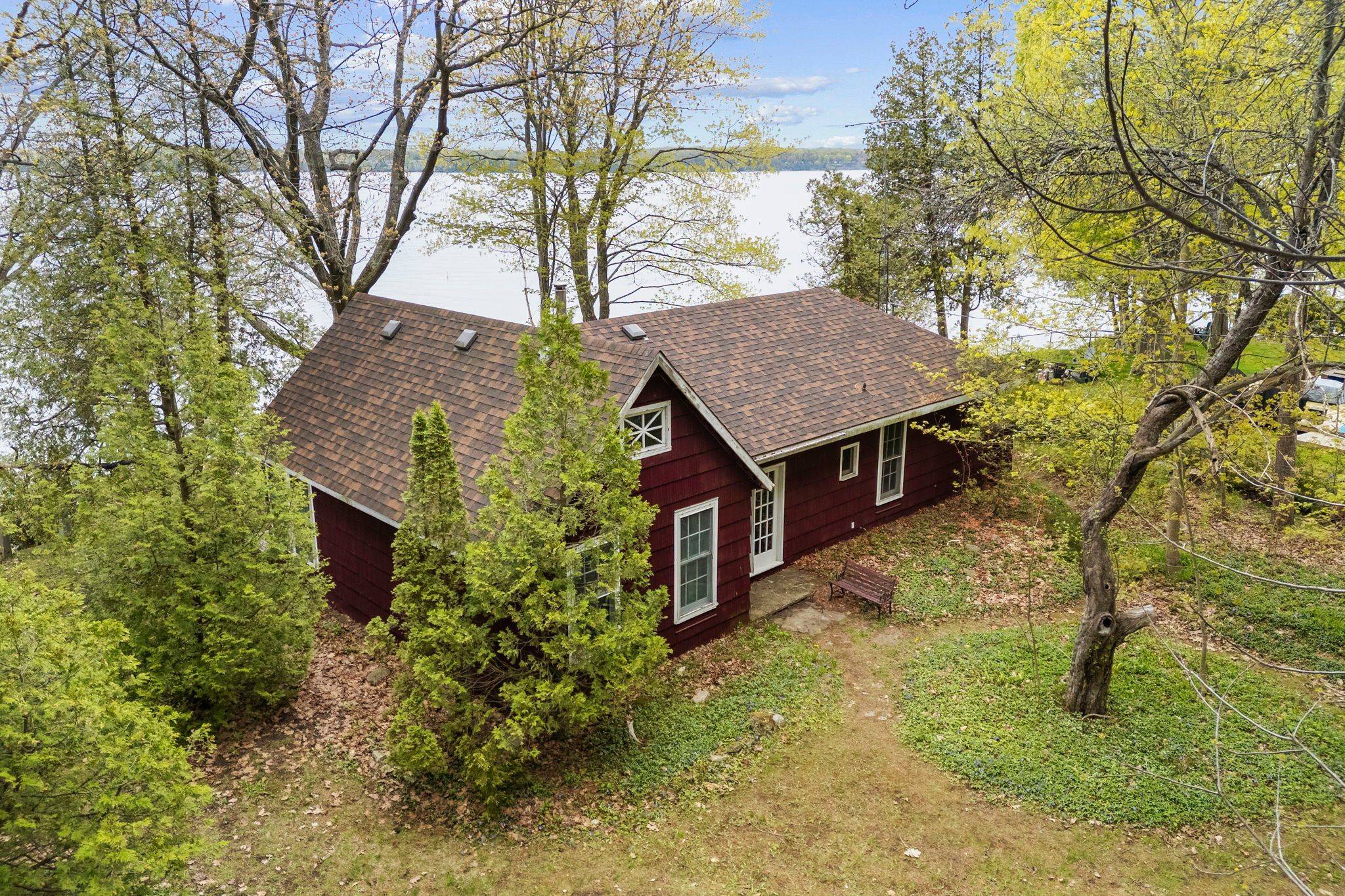 265 Hudson Point RD, Elizabethtown-kitley, ON K6V 7E3
