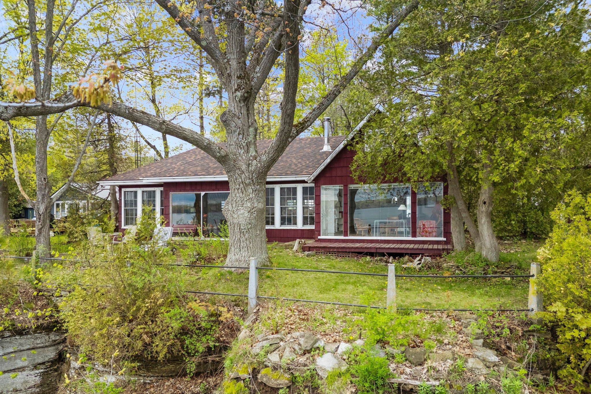 265 Hudson Point RD, Elizabethtown-kitley, ON K6V 7E3