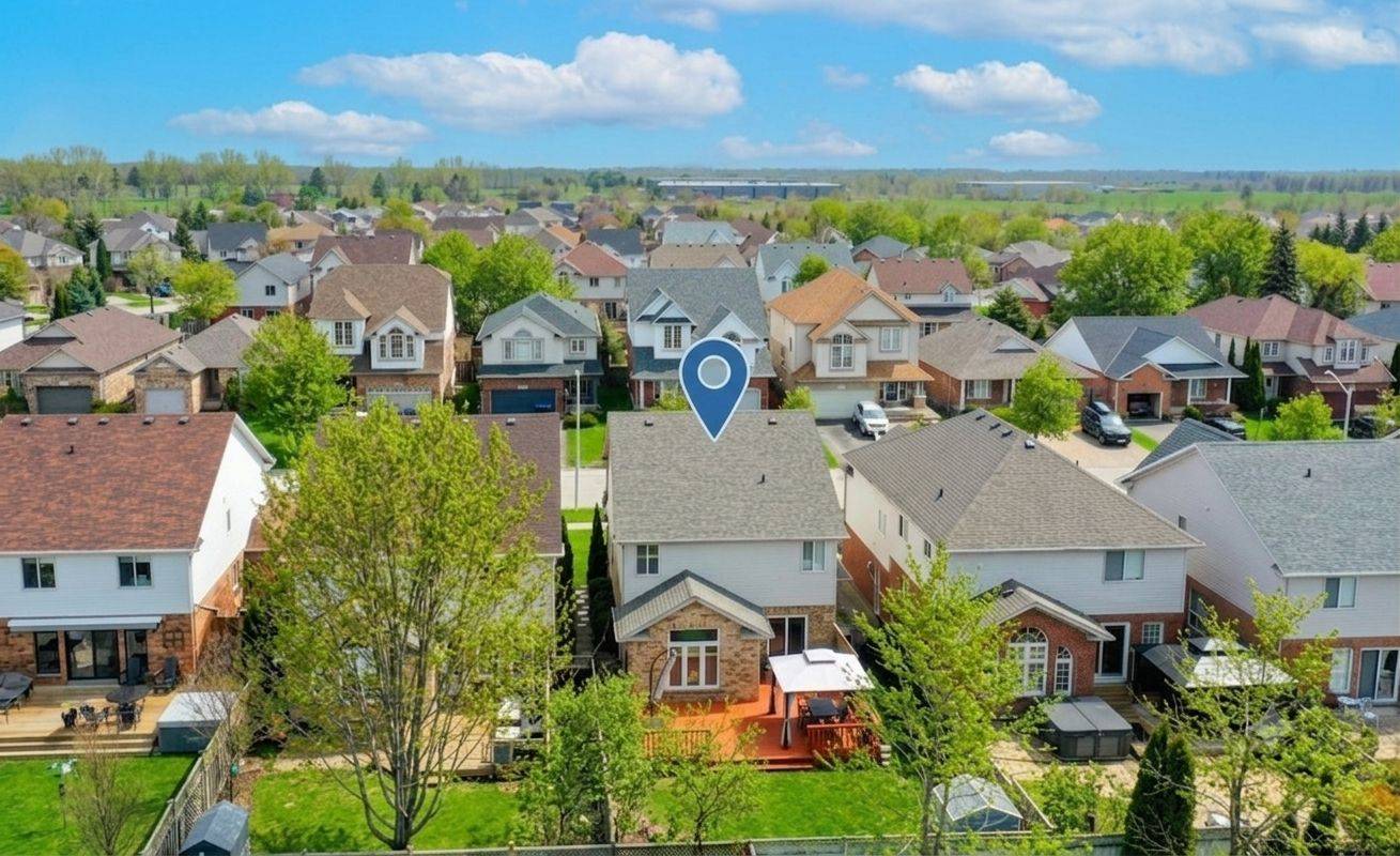 22 Highlands CRES, Collingwood, ON L9Y 5H3