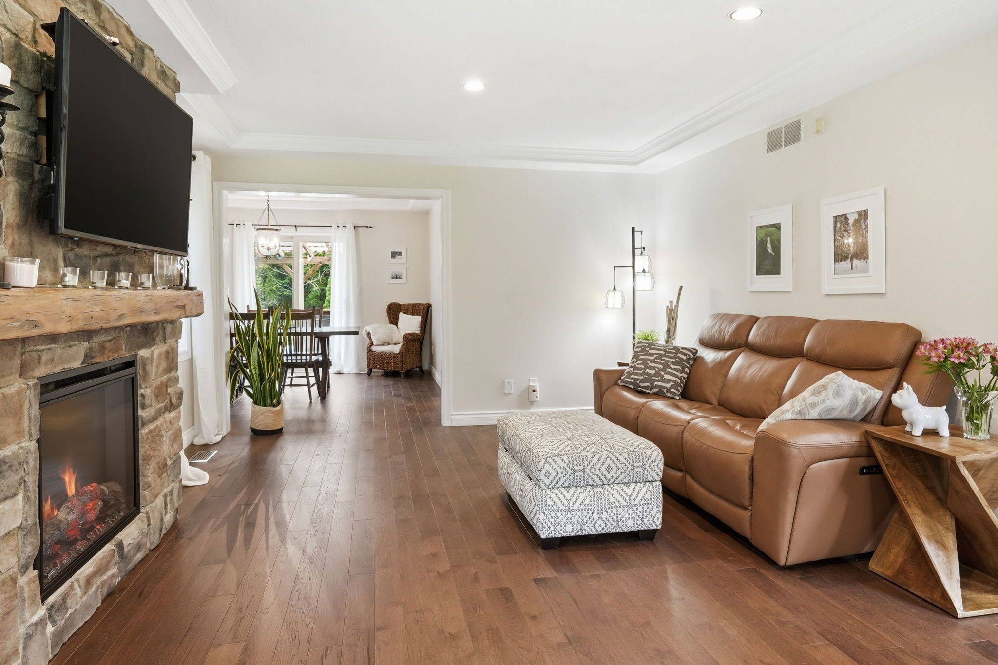 2000 15TH SIDE RD, Milton, ON L0P 1B0