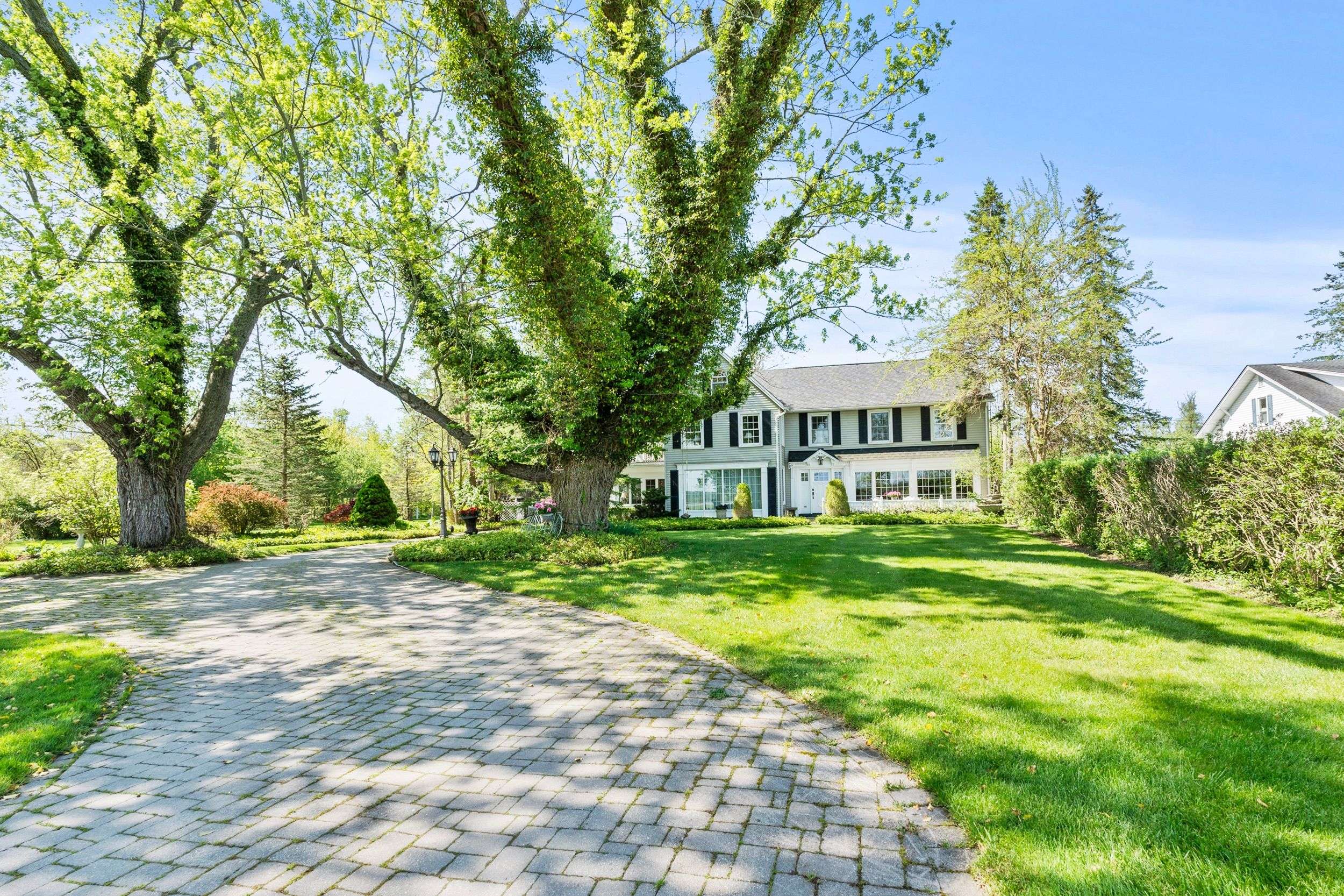 3689 Niagara BLVD, Fort Erie, ON L0S 1S0