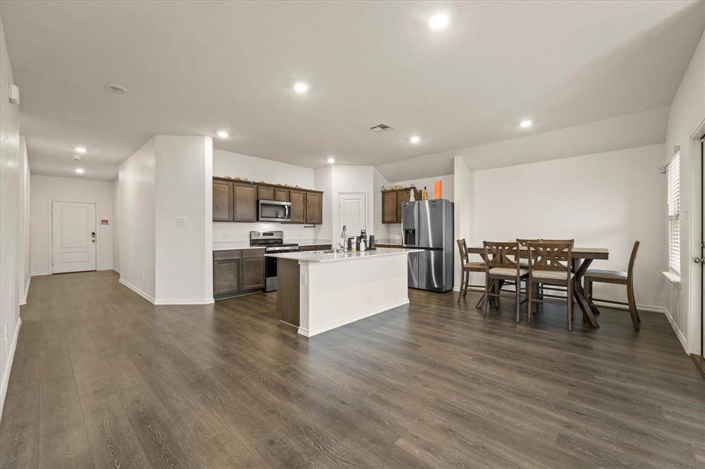 15105 Ace Drive, Dallas, TX 75253