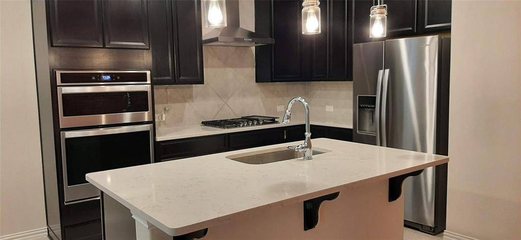 325 Kennewick Drive, Garland, TX 75044