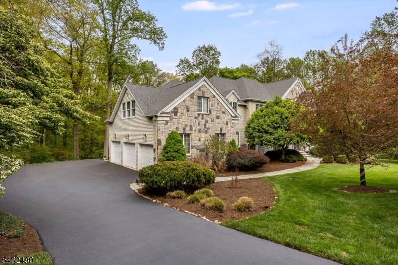 9 Edgewood Ter, Randolph Twp., NJ 07869