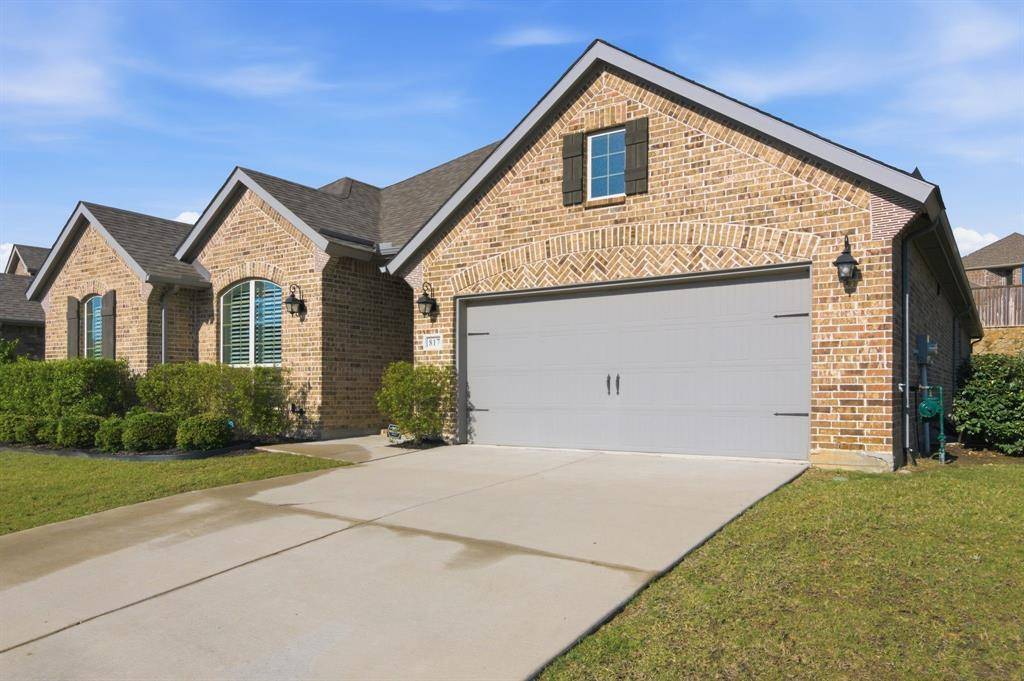 817 Uplands Drive, Northlake, TX 76226
