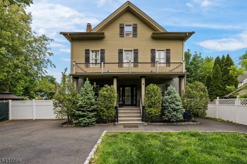 279 Belleville Ave, Bloomfield Twp., NJ 07003