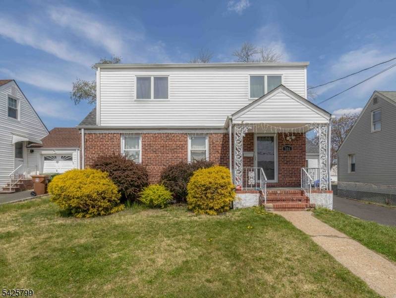 706 Keep St, Linden City, NJ 07036