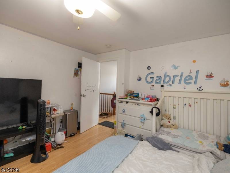706 Keep St, Linden City, NJ 07036