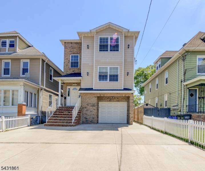 657 Jefferson Ave, Elizabeth City, NJ 07201