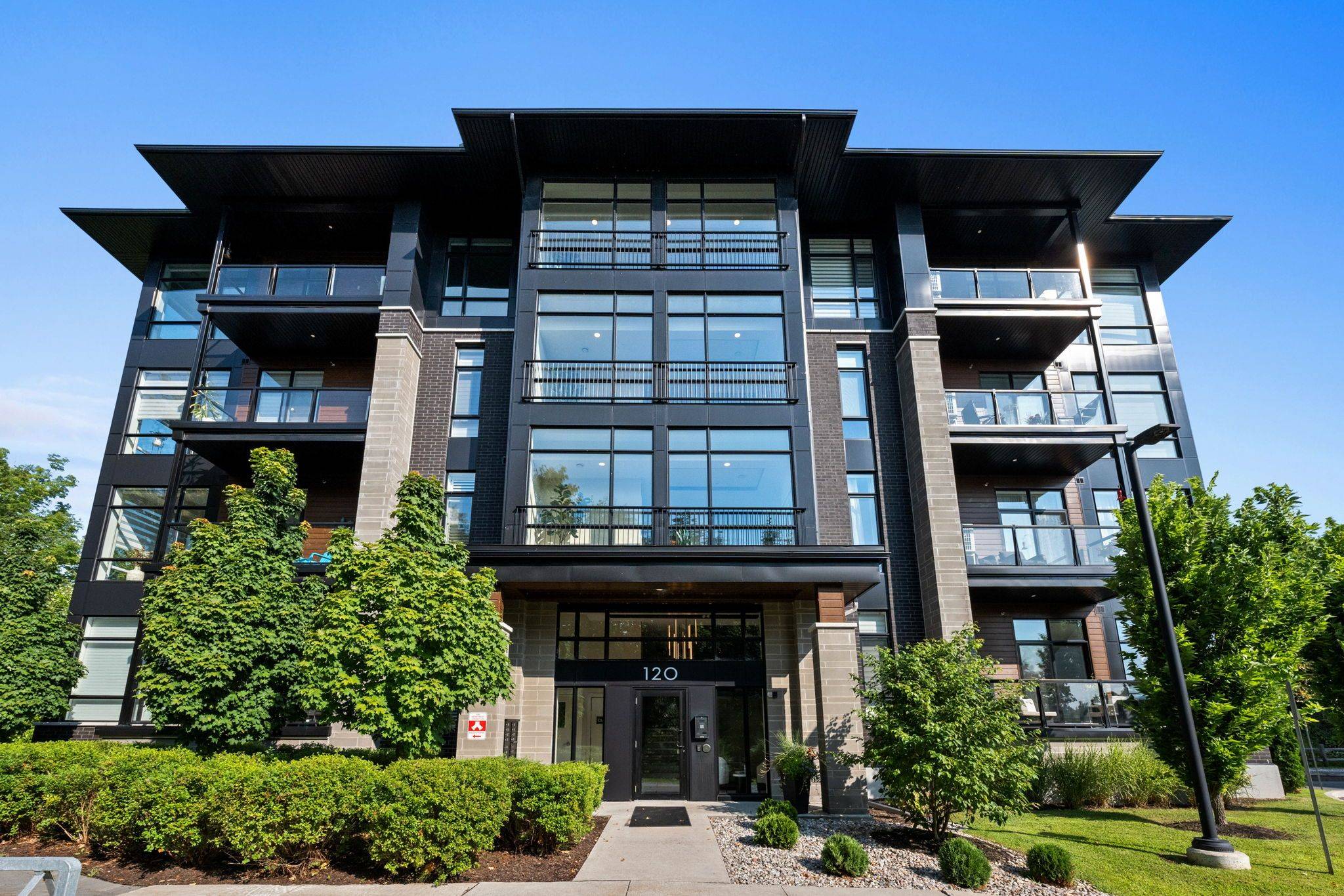 120 Cortile Private #101, Blossom Park - Airport And Area, ON K1V 2S8