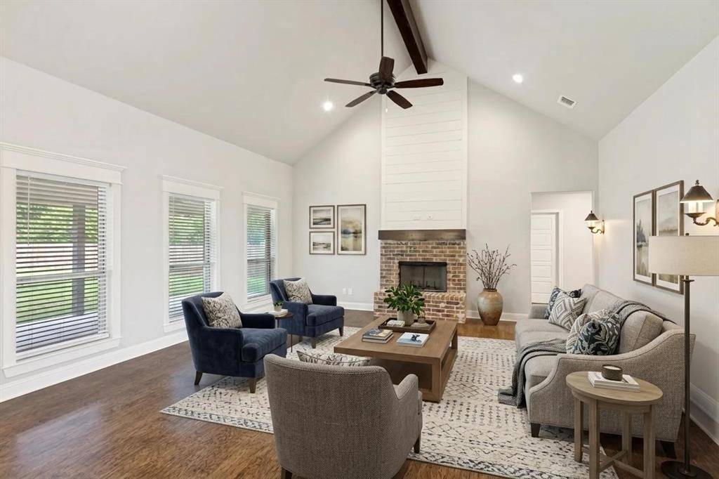 118 Treys Way, Godley, TX 76044