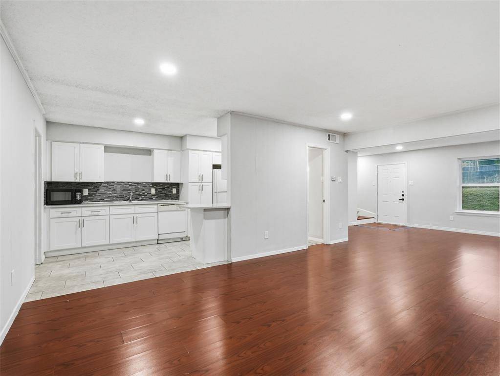 8121 Ferguson Road, Dallas, TX 75228