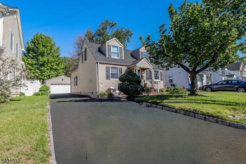 26 W Cliff Rd, Woodbridge Twp., NJ 07067