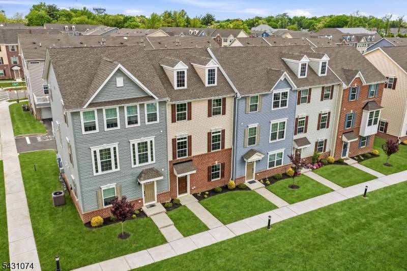 19 Kiln, Aberdeen Twp., NJ 07721