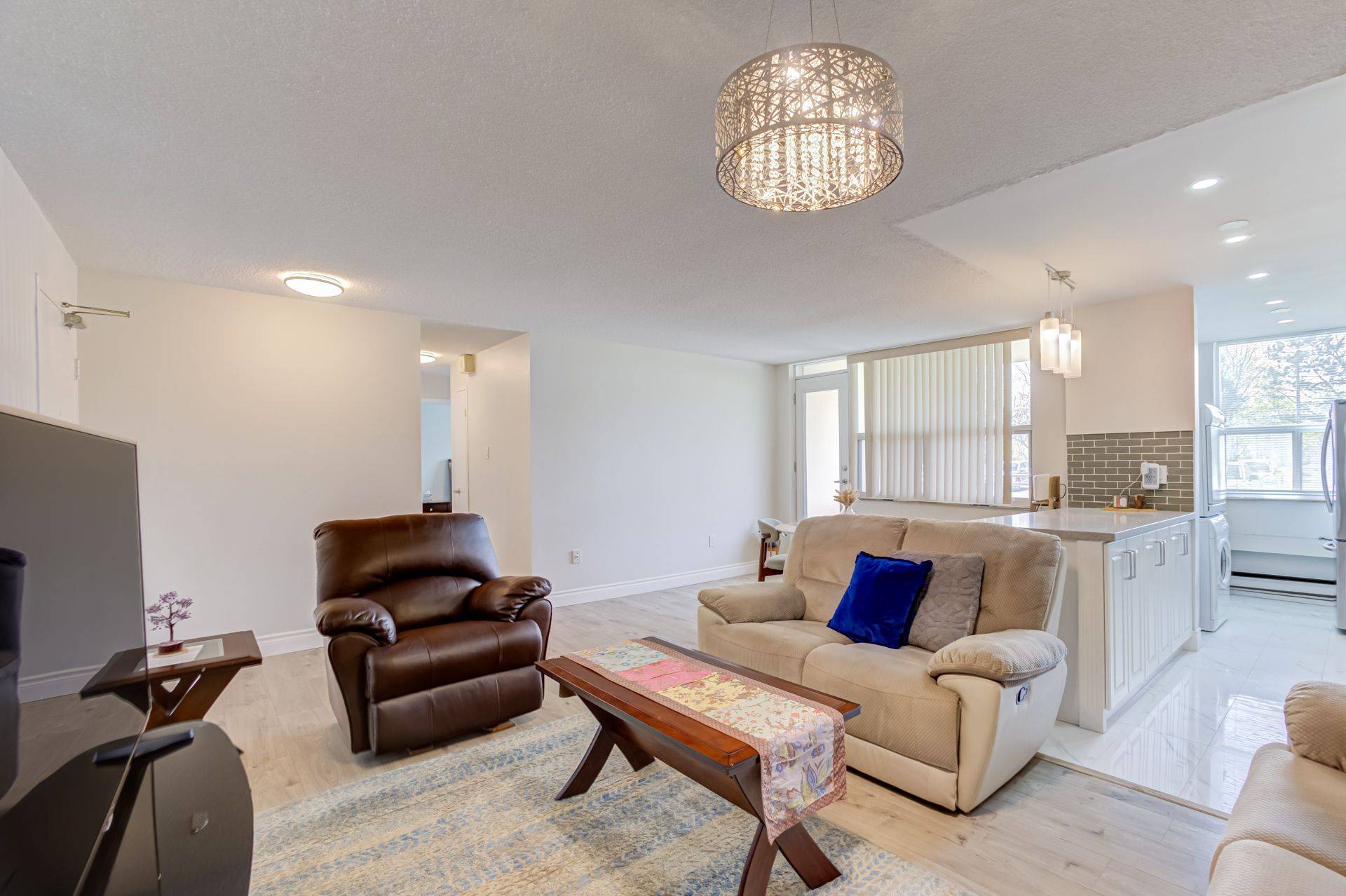 966 Inverhouse DR #109, Mississauga, ON L5J 4B6