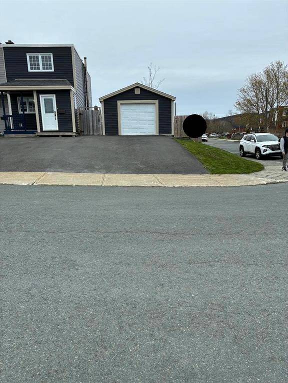 2 Devine Place, St. Johns, NL A1E3X7