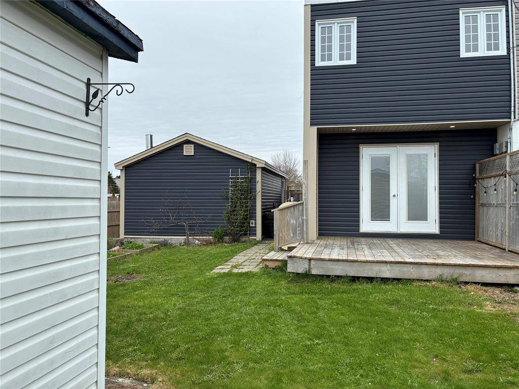 2 Devine Place, St. Johns, NL A1E3X7
