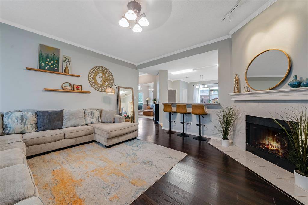 4152 Creekhollow Drive, Carrollton, TX 75010