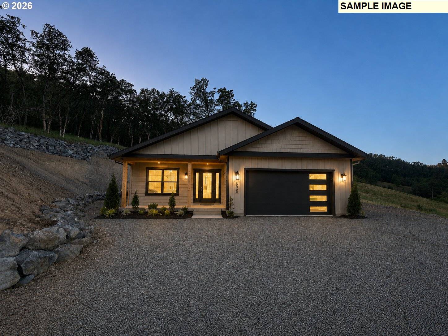996 SE EAGLES VIEW DR, Roseburg, OR 97470