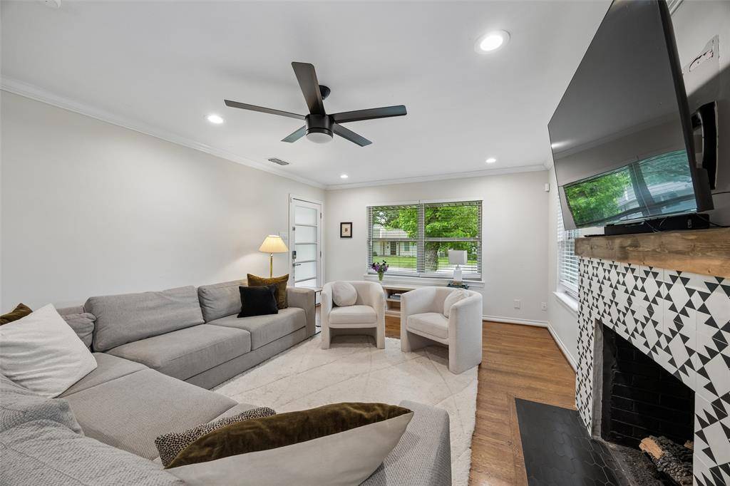 4013 Valley Ridge Road, Dallas, TX 75220