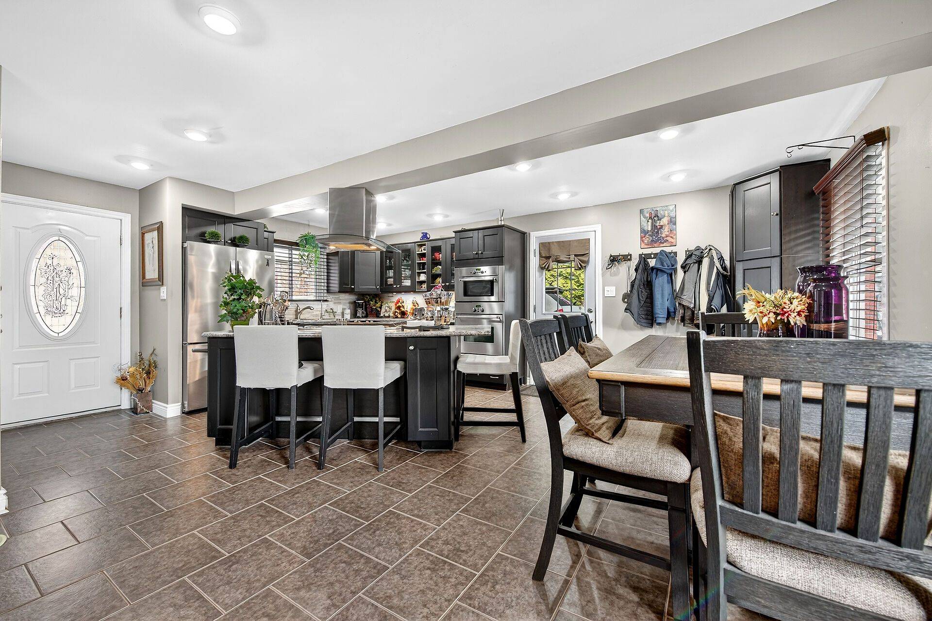 1597 Trinity Church RD, Hamilton, ON L0R 1P0