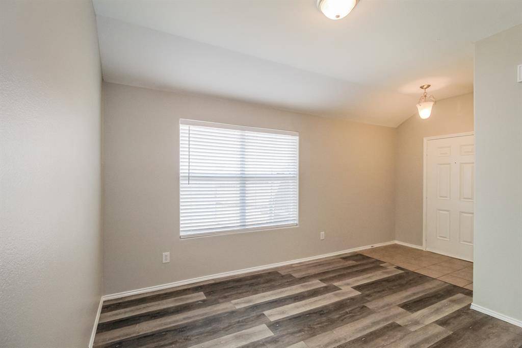1450 Waldrop Drive, Lancaster, TX 75146