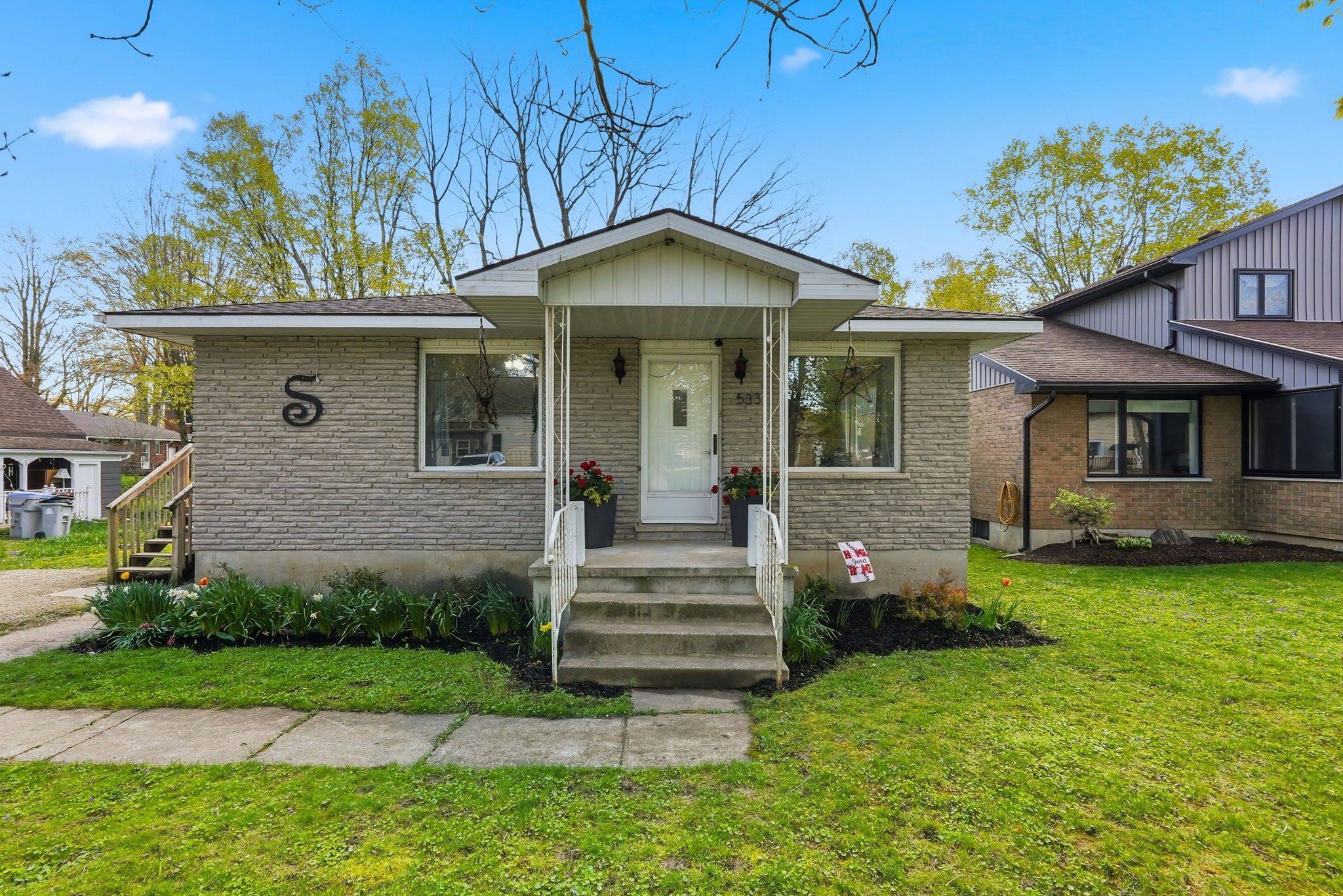 533 Ainley ST, Huron East, ON N0G 1H0