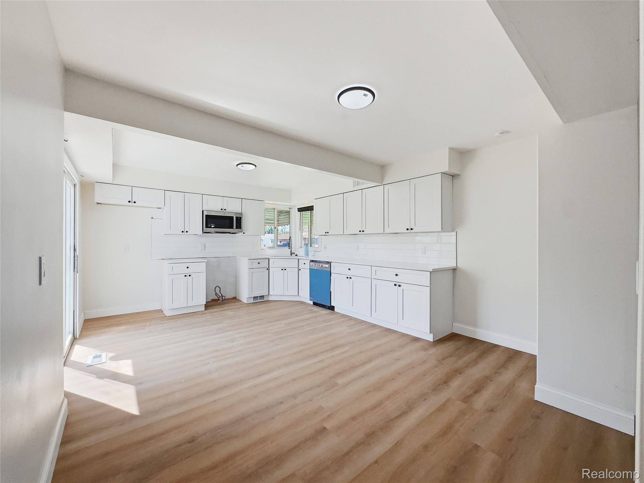 18410 Tranquil ST, Roseville, MI 48066