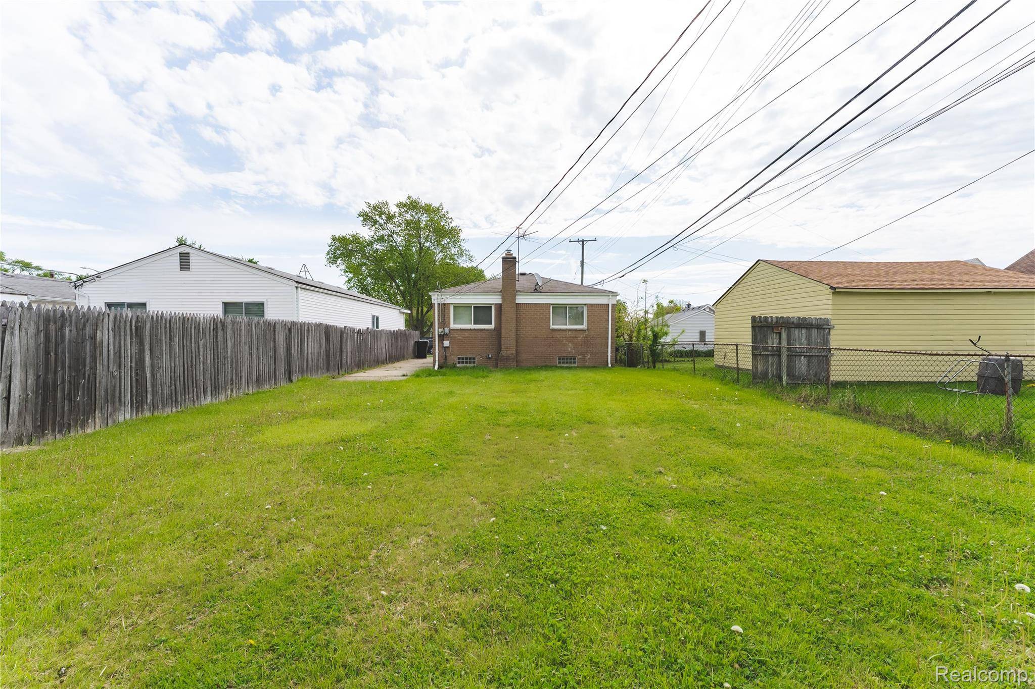 27731 Bohnhoff ST, Roseville, MI 48066
